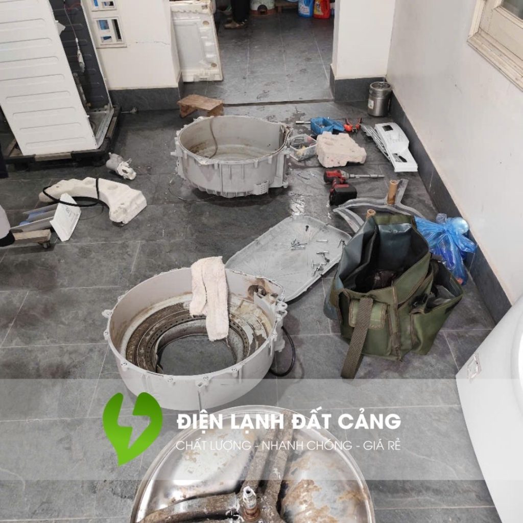 Hãy gọi ĐIỆN LẠNH ĐẤT CẢNG để được kiểm tra miễn phí, ưu tiên sửa bo nếu còn cứu được, và chỉ thay bo mới khi thực sự cần thiết.