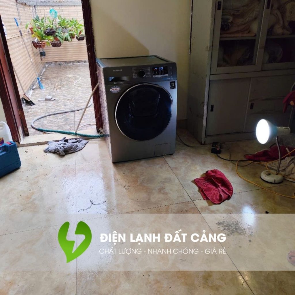 ĐIỆN LẠNH ĐẤT CẢNG – sẽ giúp bạn hiểu rõ nguyên nhân – quy trình xử lý – chi phí sửa chữa và địa chỉ tin cậy khi máy giặt bị rò điện.