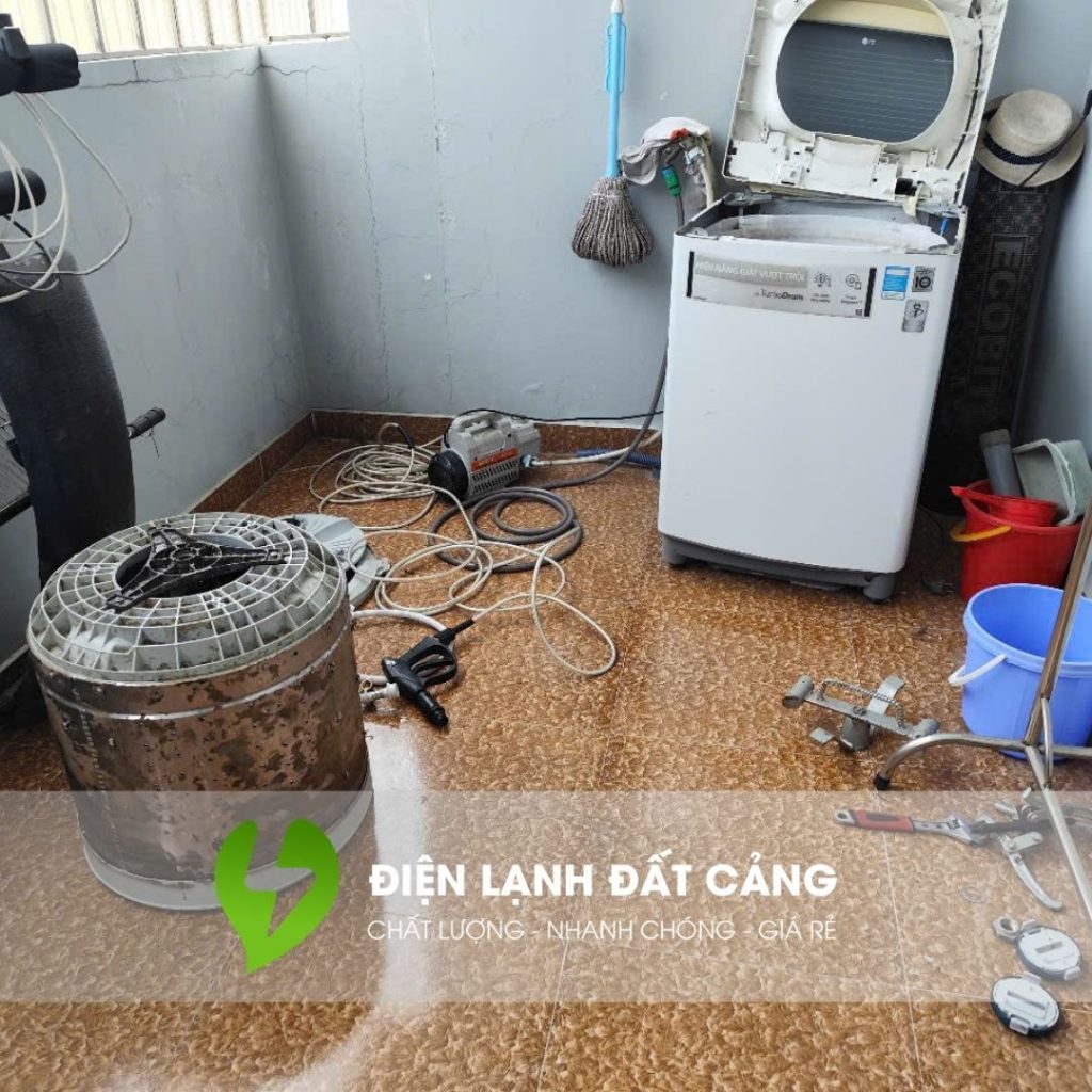 Người dùng cần phải lựa chọn đúng trung tâm sửa máy giặt Electrolux hàng đầu tại Hải Phòng để đảm bảo máy được xử lý đúng kỹ thuật, không “tiền mất tật mang”.