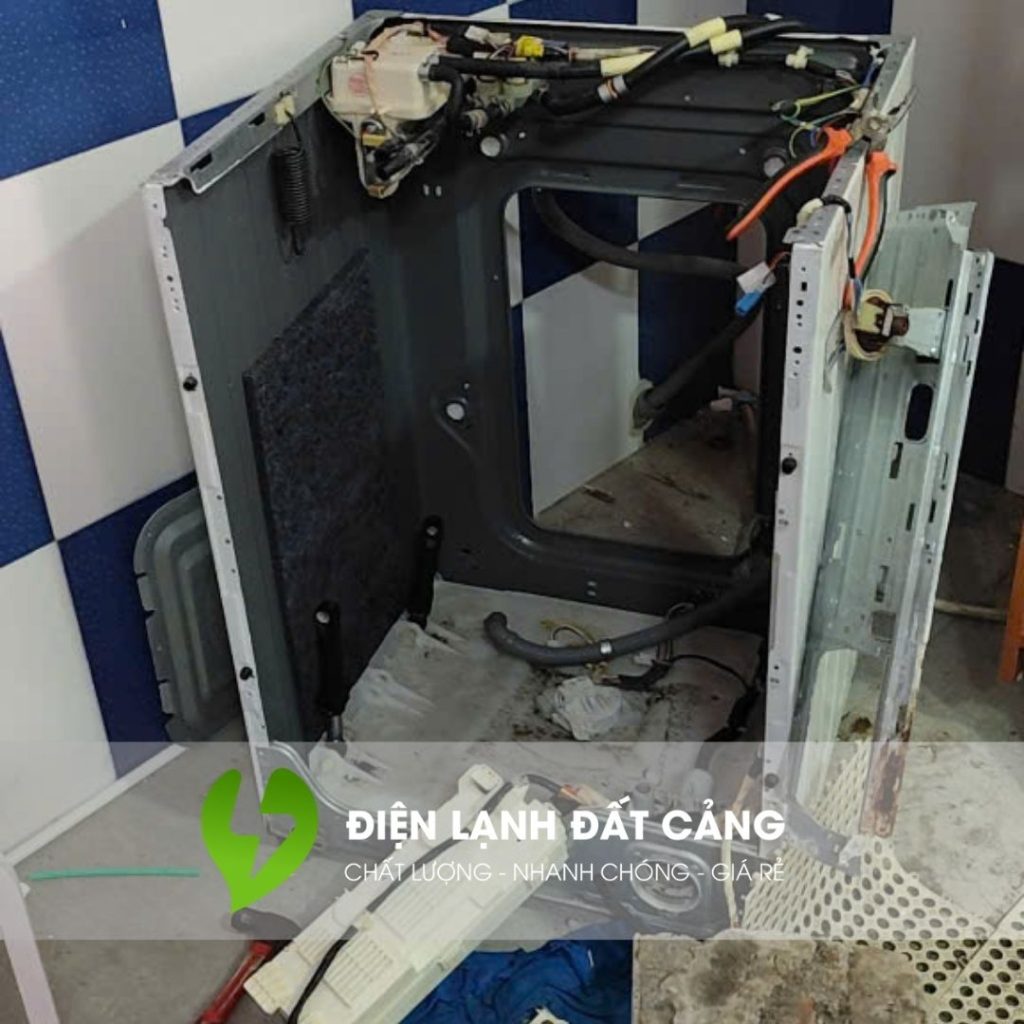 ĐIỆN LẠNH ĐẤT CẢNG giúp bạn tìm hiểu nguyên nhân máy giặt Electrolux bị mất nguồn và địa chỉ sửa máy giặt Electrolux tại Hải Phòng uy tín