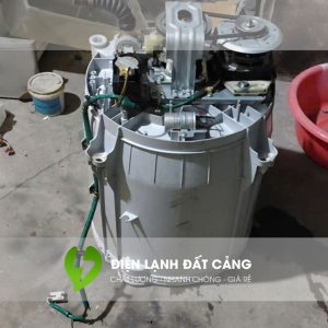 ĐIỆN LẠNH ĐẤT CẢNG tự hào là đơn vị sửa máy giặt uy tín, tuân thủ quy trình chuyên nghiệp, phục vụ tận nơi và hỗ trợ khách hàng tận tâm trong từng thao tác.