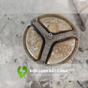 Gọi ngay thợ sửa máy giặt tại Hải Phòng từ ĐIỆN LẠNH ĐẤT CẢNG để được kiểm tra tận nơi, sửa nhanh – đúng lỗi – giá minh bạch – có bảo hành.